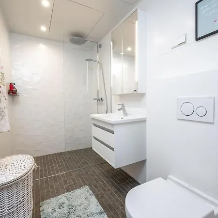 Fabulous Location Deluxe *