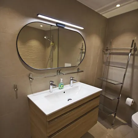 Apartamento Fabulous Location Deluxe *