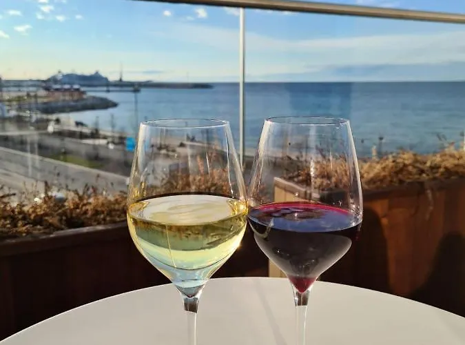 Fabulous Location Deluxe דירה *