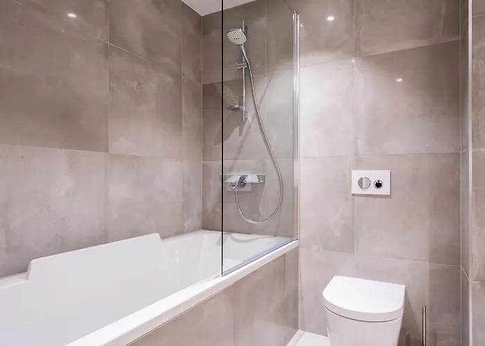 Fabulous Location Deluxe *