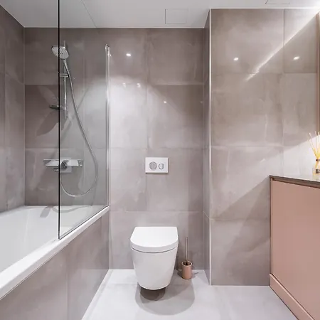 Fabulous Location Deluxe Apartamento