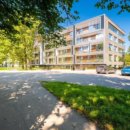 Апартаменти Fabulous Location Deluxe *