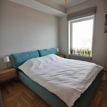 Fabulous Location Deluxe Апартаменти